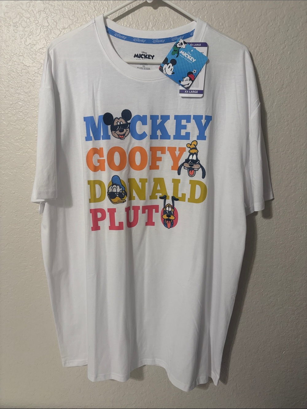 XXL Disney White Tee Character Print
